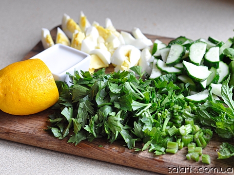 витаминный салат с зеленью